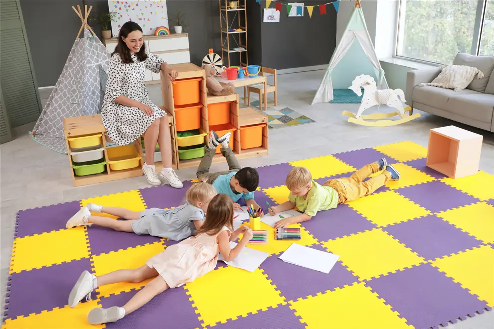 Kindergarten (3)