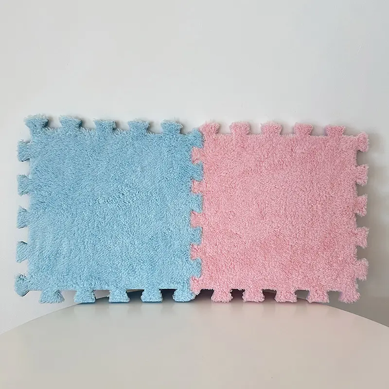 Interlocking Plush Carpet Tiles (4).jpg
